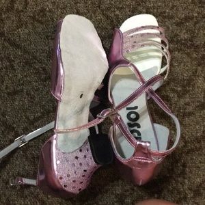 Salsa shoes